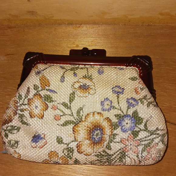 Vintage 1960s Butterfly Embellished Wooden  Cigar Box Purse/ Enid Collins Style - Picture 16 of 16